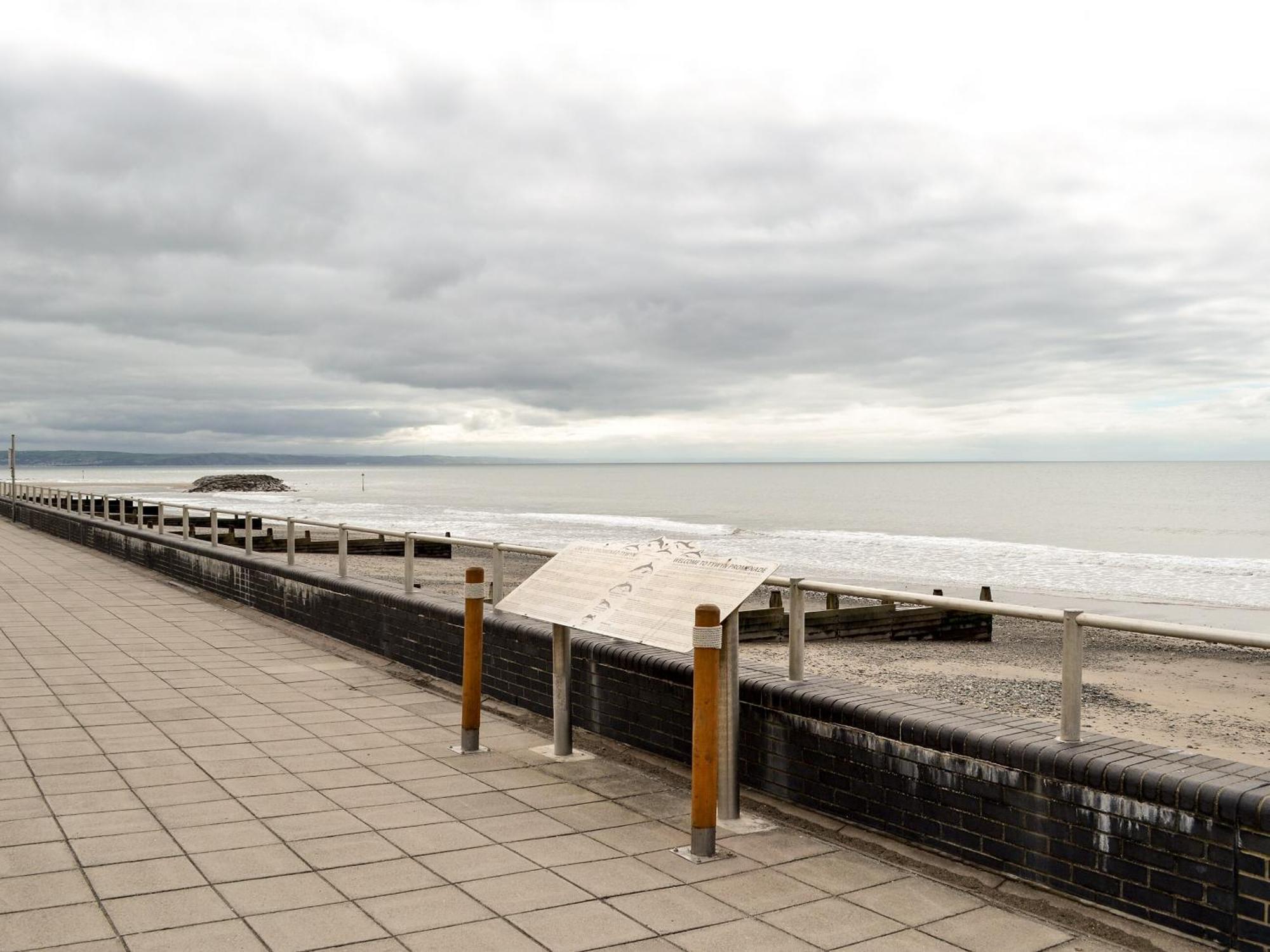 Villa Gwynt Y Mor Tywyn Esterno foto